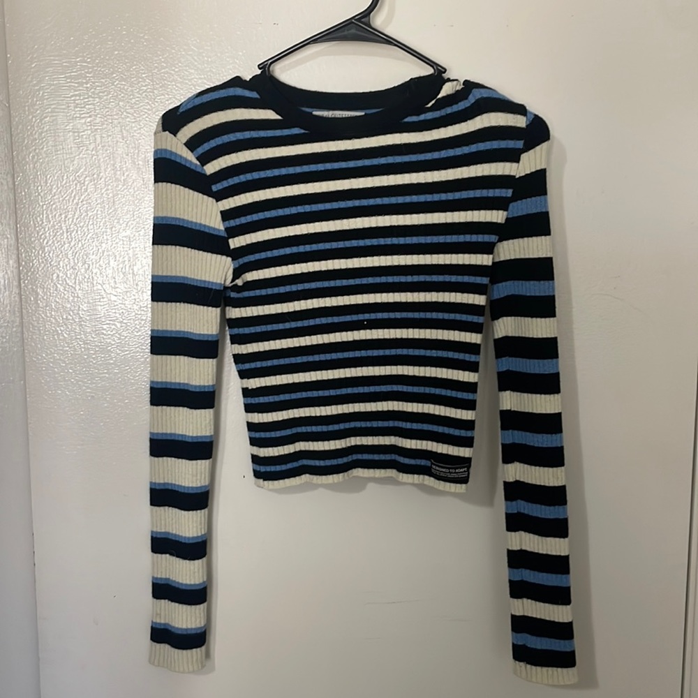 Urban Outfitters size small sweater